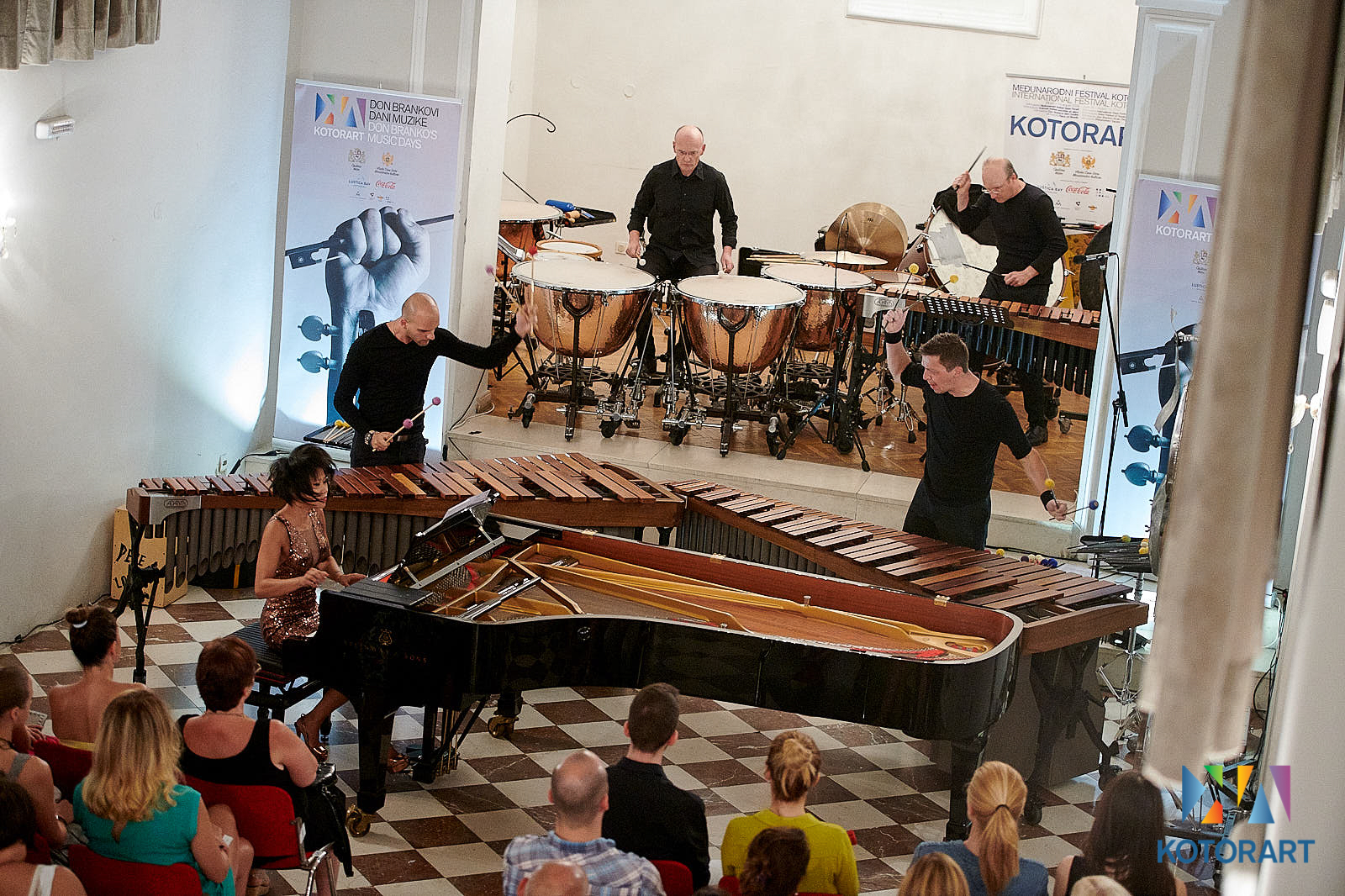 madjionicari_zvuka-08-18-007.jpg