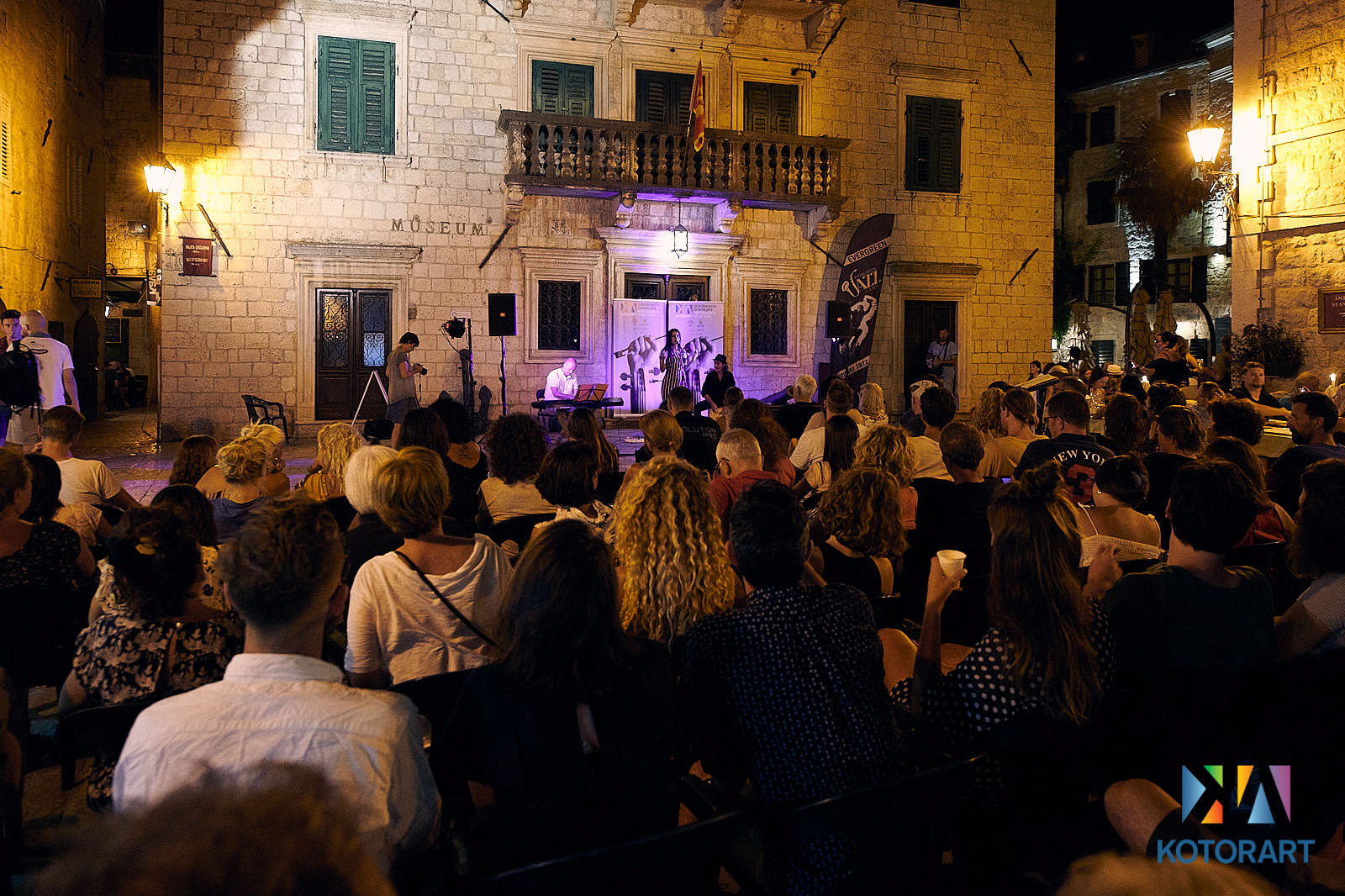 carlos_jazz_trio-08-18-147.jpg
