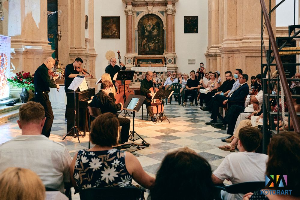 academia_bizantina-07-22-55.jpg