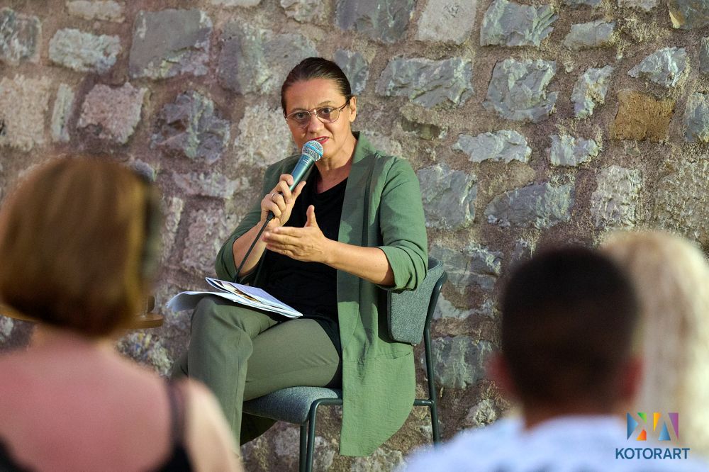 savremene_tvrdjave_kulture-08-22-137.jpg