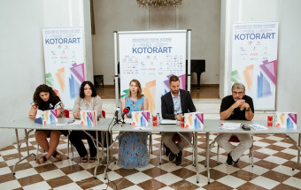 Press 2019.jpg