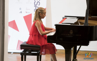sedam_decenija-07-17-14smanjena.jpg