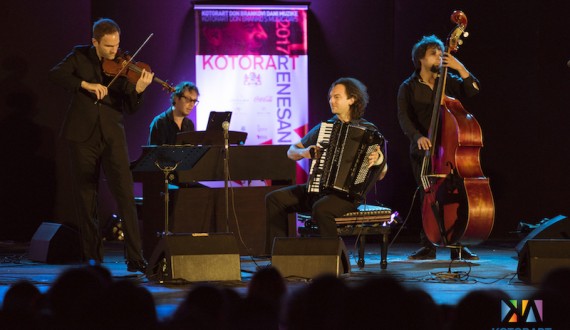 tango_compas-07-17-22.jpg