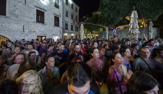 gibonni-07-15-54.jpg