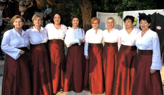 02 Klapa Senjkinje.jpg