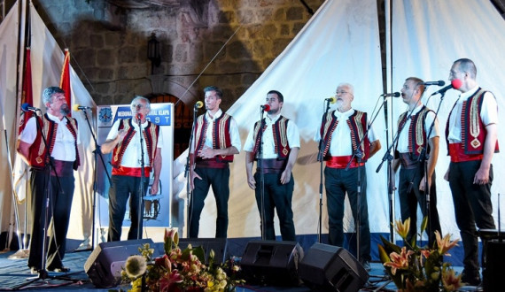 04 Klapa Assa voce.JPG