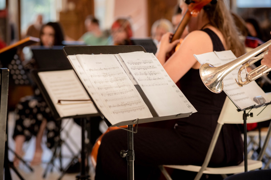 sheet-notes-in-the-orchestra-2022-03-13-18-14-21-utc.jpg